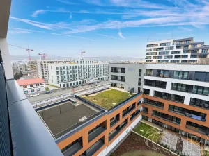 Pronájem bytu 1+kk, Praha - Hloubětín, Poděbradská, 32 m2