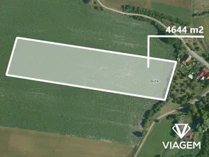 Prodej podílu pole, Krakovany, 4643 m2