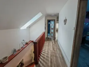 Prodej rodinného domu, Neumětely, V Chaloupkách, 230 m2
