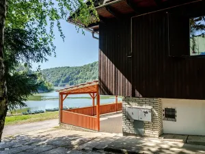 Prodej chaty, Bítov, 650 m2