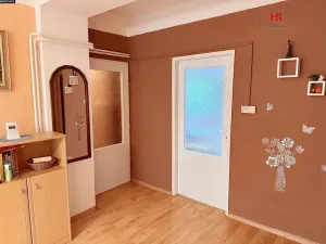 Prodej bytu 2+1, Sázava, Sídliště 9. května, 57 m2