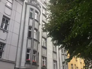 Pronájem bytu 2+kk, Praha - Vršovice, Madridská, 45 m2