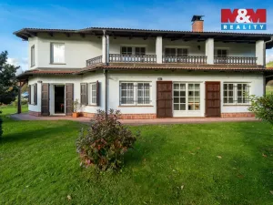 Prodej rodinného domu, Frýdštejn - Sestroňovice, 387 m2