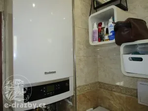 Dražba vícegeneračního domu, Praha - Letňany, Vamberská, 246 m2