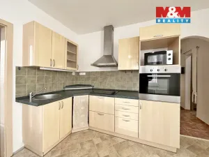 Pronájem bytu 2+1, Děčín - Děčín IX-Bynov, Kyjevská, 54 m2