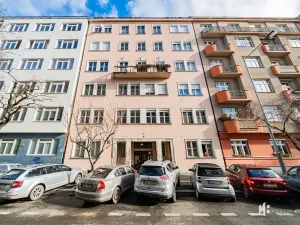 Pronájem bytu 1+kk, Praha - Vinohrady, Hradecká, 26 m2
