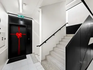 Pronájem bytu 2+kk, Praha - Troja, Pod Hrachovkou, 49 m2