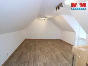 Pronájem kanceláře, Měšice, Revoluční, 43 m2