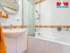 Prodej bytu 3+1, České Budějovice - České Budějovice 7, Lidická tř., 64 m2