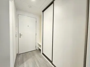 Pronájem bytu 1+kk, Praha - Hloubětín, Poděbradská, 33 m2