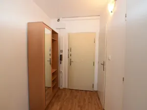 Pronájem bytu 1+kk, Praha - Stodůlky, Blattného, 33 m2
