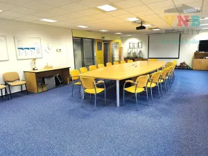 Pronájem kanceláře, Uničov, Litovelská, 1500 m2