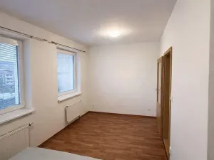 Pronájem bytu 2+kk, Praha - Černý Most, Půdova, 58 m2