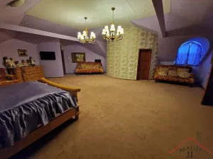 Prodej rodinného domu, Ohrobec, 590 m2