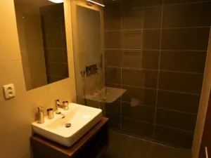 Pronájem bytu 1+kk, Praha - Košíře, Hlaváčkova, 32 m2