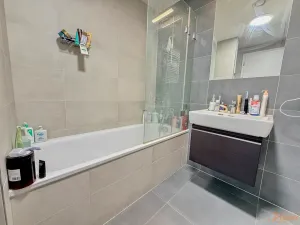 Pronájem bytu 2+kk, Praha - Holešovice, Jankovcova, 79 m2