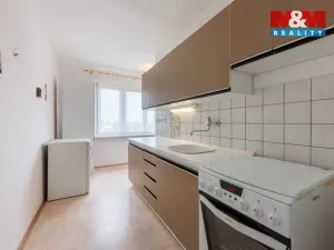 Pronájem bytu 2+1, Cheb, U Stadionu, 60 m2