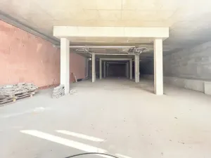 Pronájem restaurace, Hradec Králové, Kollárova, 444 m2