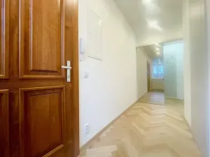 Pronájem bytu 1+1, Liberec, Hálkova, 55 m2