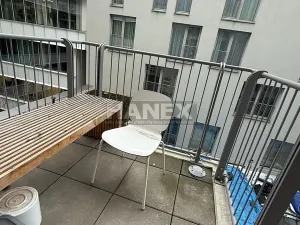 Prodej bytu 2+kk, Praha - Karlín, Křižíkova, 66 m2