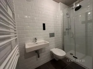 Prodej bytu 3+kk, Praha - Vysočany, Kolbenova, 65 m2