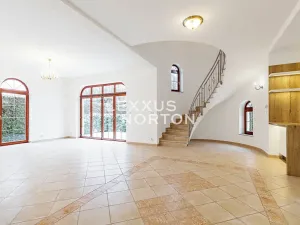 Pronájem vily, Praha - Nebušice, Nebušická, 270 m2