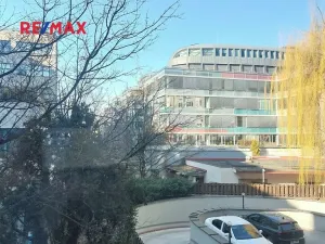 Pronájem bytu 1+kk, Praha - Nusle, Hvězdova, 21 m2