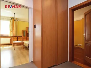 Pronájem bytu 2+kk, Praha - Hlubočepy, Pod třešněmi, 50 m2