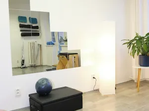 Pronájem komerční nemovitosti, Praha - Smíchov, Ostrovského, 30 m2