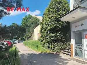 Pronájem kanceláře, Praha - Kobylisy, Horňátecká, 72 m2