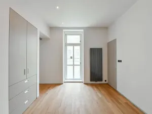 Prodej bytu 2+kk, Praha - Vinohrady, Laubova, 48 m2