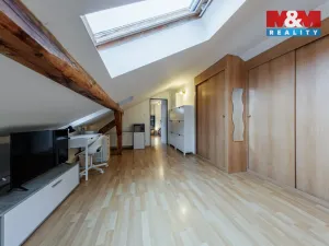 Prodej bytu 3+1, Karlovy Vary, Bulharská, 102 m2