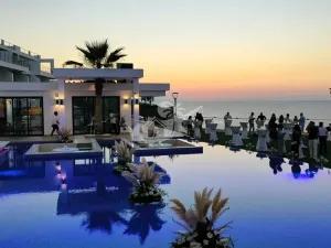 Prodej bytu 2+1, Agios Amvrosios Keryneias, Kypr, 76 m2