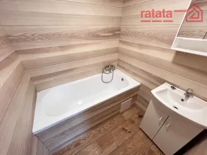 Pronájem bytu 3+1, Chomutov, Borová, 62 m2