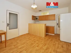 Pronájem bytu 2+kk, Světlá nad Sázavou, Na Sídlišti, 35 m2