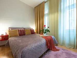 Pronájem bytu 2+kk, Praha, Tyršova, 56 m2