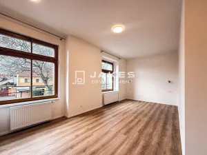Pronájem bytu 1+kk, Praha - Liboc, Jenečská, 27 m2
