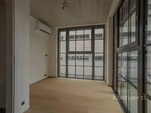 Prodej atypického bytu, Praha - Vysočany, Kolbenova, 181 m2