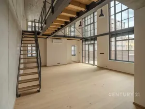 Prodej kanceláře, Praha - Vysočany, Kolbenova, 181 m2