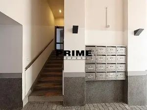 Pronájem bytu 2+kk, Praha - Vinohrady, Belgická, 42 m2