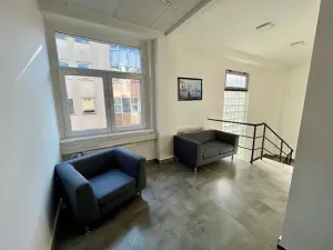 Pronájem kanceláře, Praha - Karlín, Prvního pluku, 87 m2