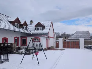 Pronájem bytu 1+kk, Peruc - Černochov, 30 m2