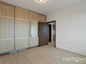 Pronájem bytu 2+kk, Praha - Horní Měcholupy, Mantovská, 50 m2