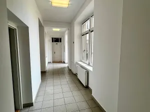 Pronájem kanceláře, Brno, Šilingrovo náměstí, 528 m2