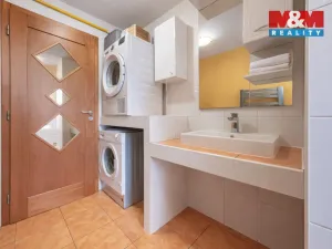 Prodej bytu 3+kk, Nehvizdy, Horoušanská, 61 m2