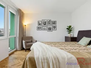 Prodej bytu 3+1, Karlovy Vary, Vítězná, 74 m2