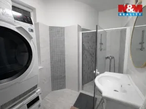 Prodej bytu 3+1, Svor, 82 m2