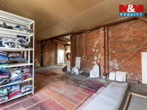 Prodej rodinného domu, Kravaře, Náměstí, 180 m2