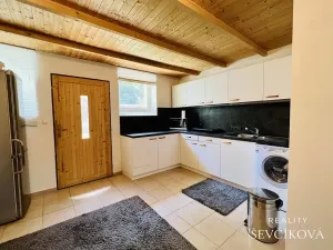 Pronájem bytu 2+kk, Libišany, 40 m2