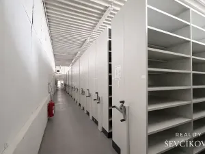 Pronájem komerční nemovitosti, Hradec Králové, Zemědělská, 695 m2